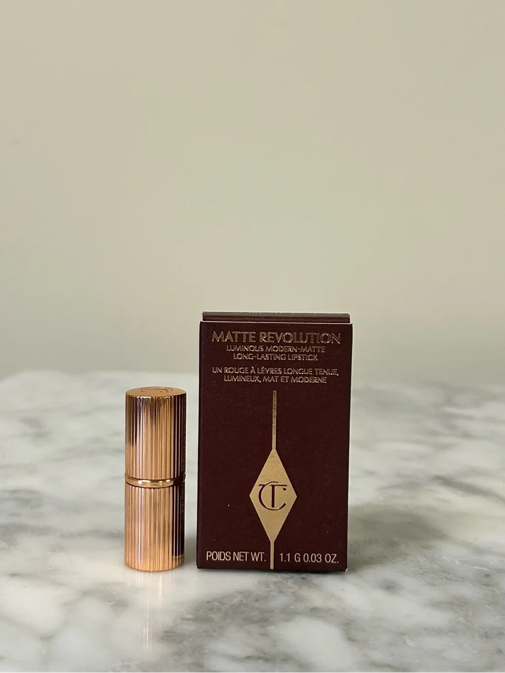 Charlotte Tilbury K.I.S.S.I.N.G Matte Revolution Lipstick (Pillow Talk shade)